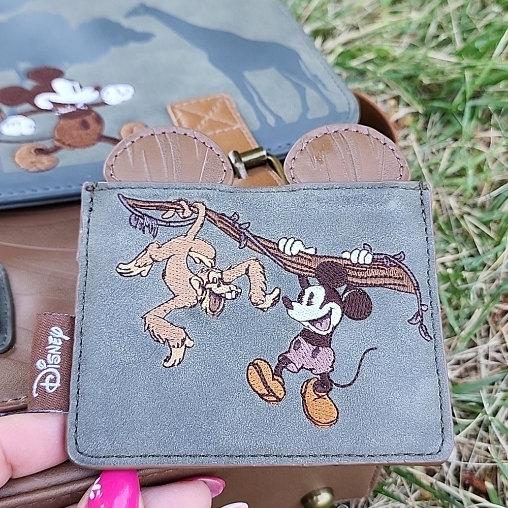 Rare Disney Loungefly Safari Backpack - Picture 12 of 16